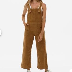 Brand new with tags Patagonia Beige Cropped Corduroy Overalls